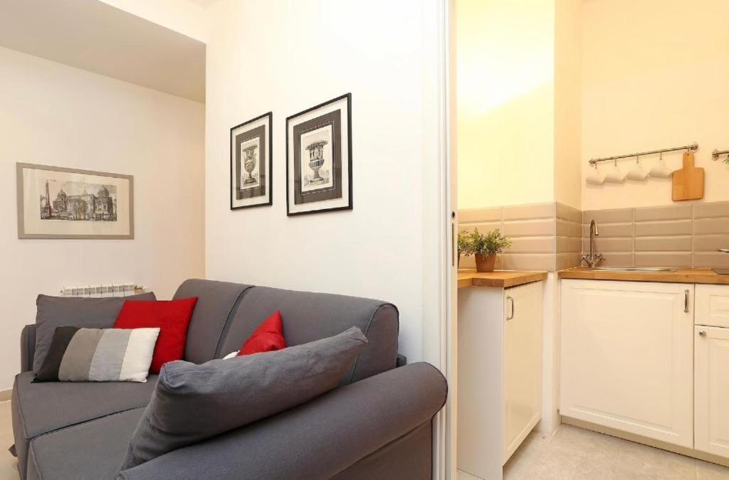Dimora Frattina Hotel Rome Bagian luar foto