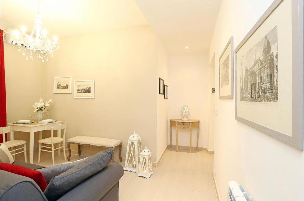 Dimora Frattina Hotel Rome Bagian luar foto