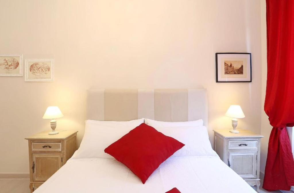 Dimora Frattina Hotel Rome Bagian luar foto