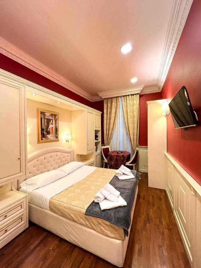 Dimora Frattina Hotel Rome Bagian luar foto