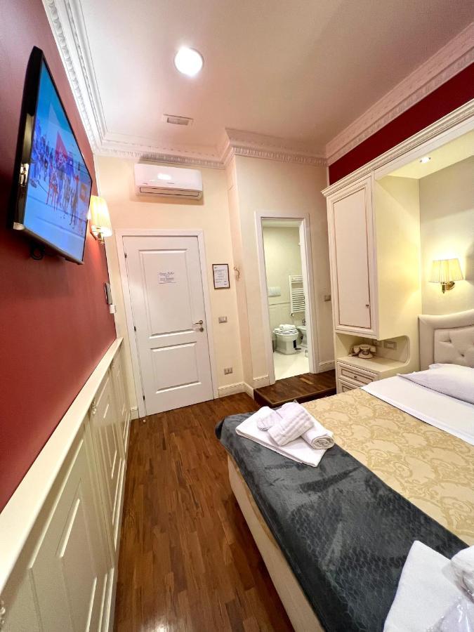 Dimora Frattina Hotel Rome Bagian luar foto